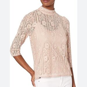 BCBG Max Azria Blush Pink Lace Top Blouse Small